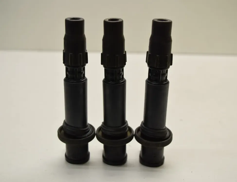SUZUKI GSX-R Sada zapalovacích cievok 129700-5100 33810263