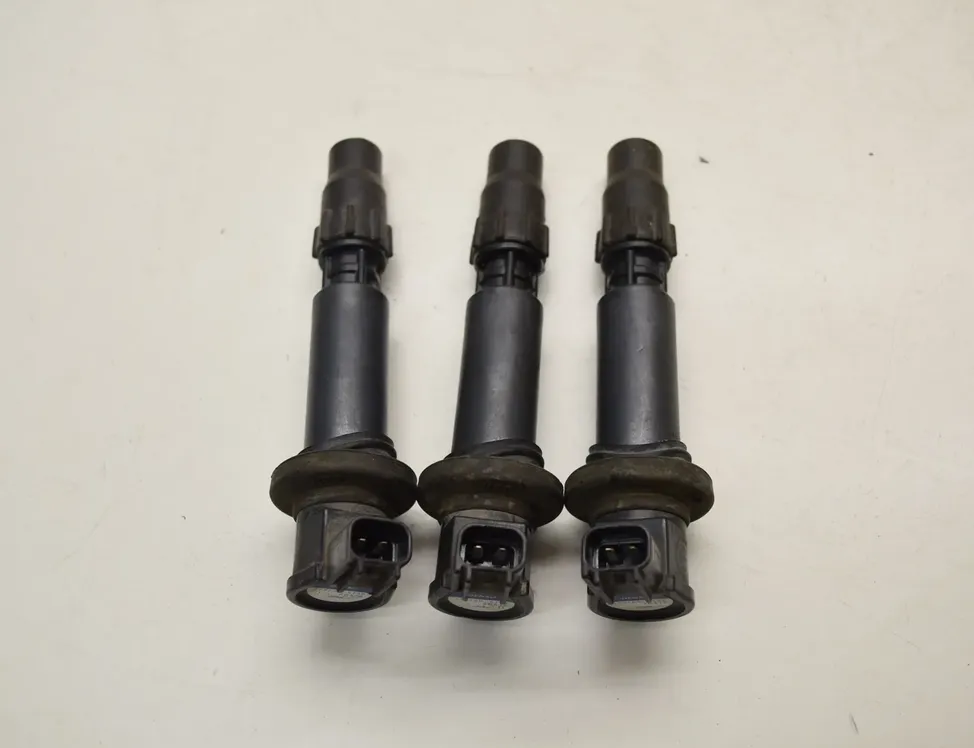 SUZUKI GSX-R Sada zapalovacích cievok 129700-5100 33810263