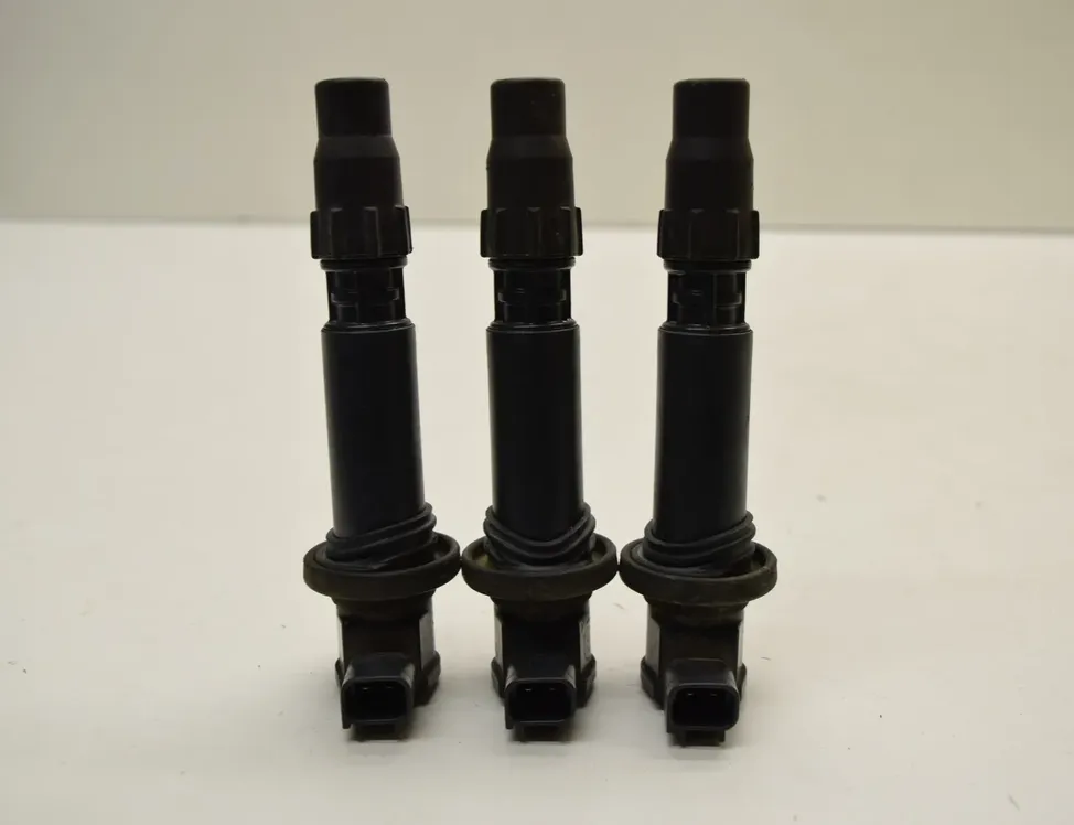 SUZUKI GSX-R Sada zapalovacích cievok 129700-5100 33810263