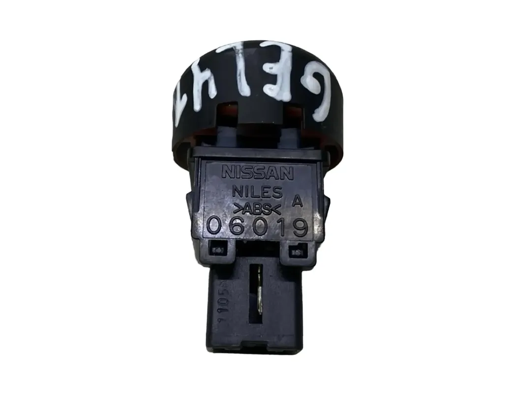 NISSAN Juke YF15 (2010-2020) Tlačidlo núdzovej situácie 06019 30154515