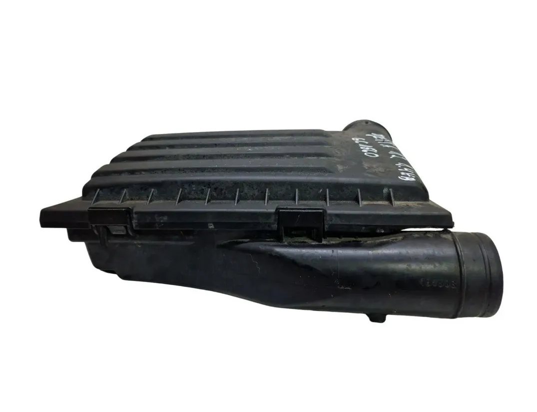 VOLKSWAGEN Jetta 3 generation (1992-1998) Air Filter Box 04E129611G 30163199