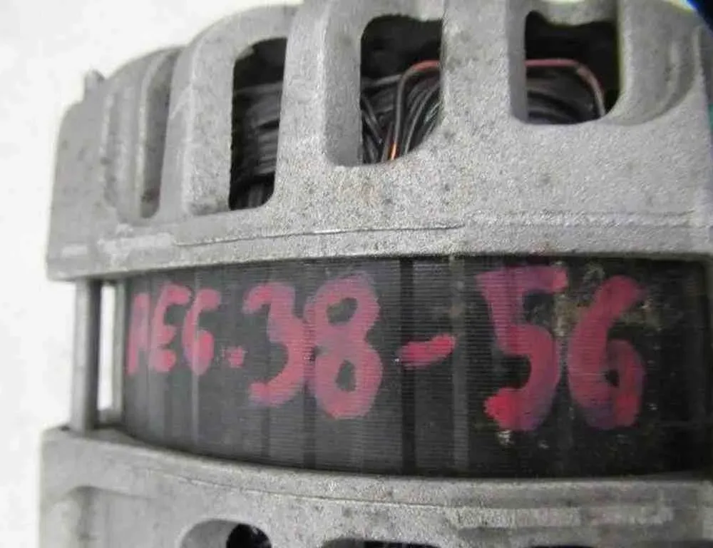 RENAULT Captur 1 generation (2013-2019) Alternátor 231008918R 32490585