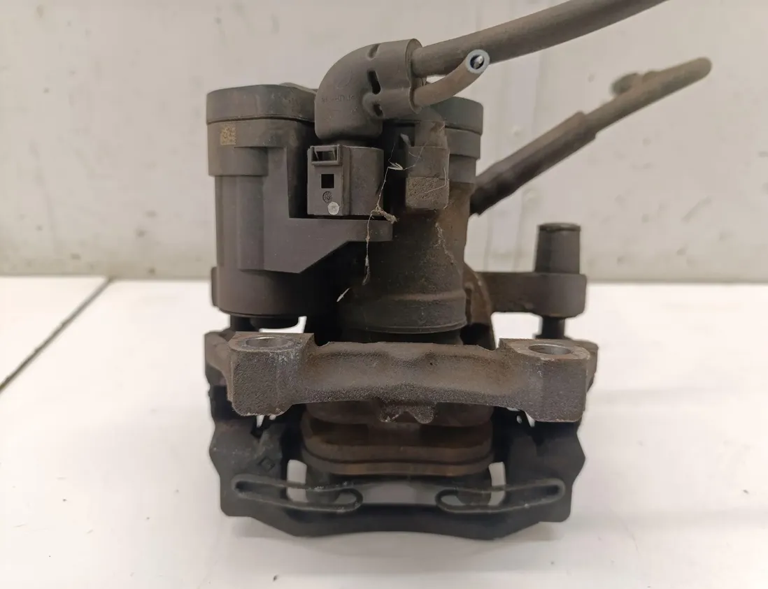 AUDI A3 8Y (2020-2024) Rear Left Brake Caliper 5R3615405 29064866