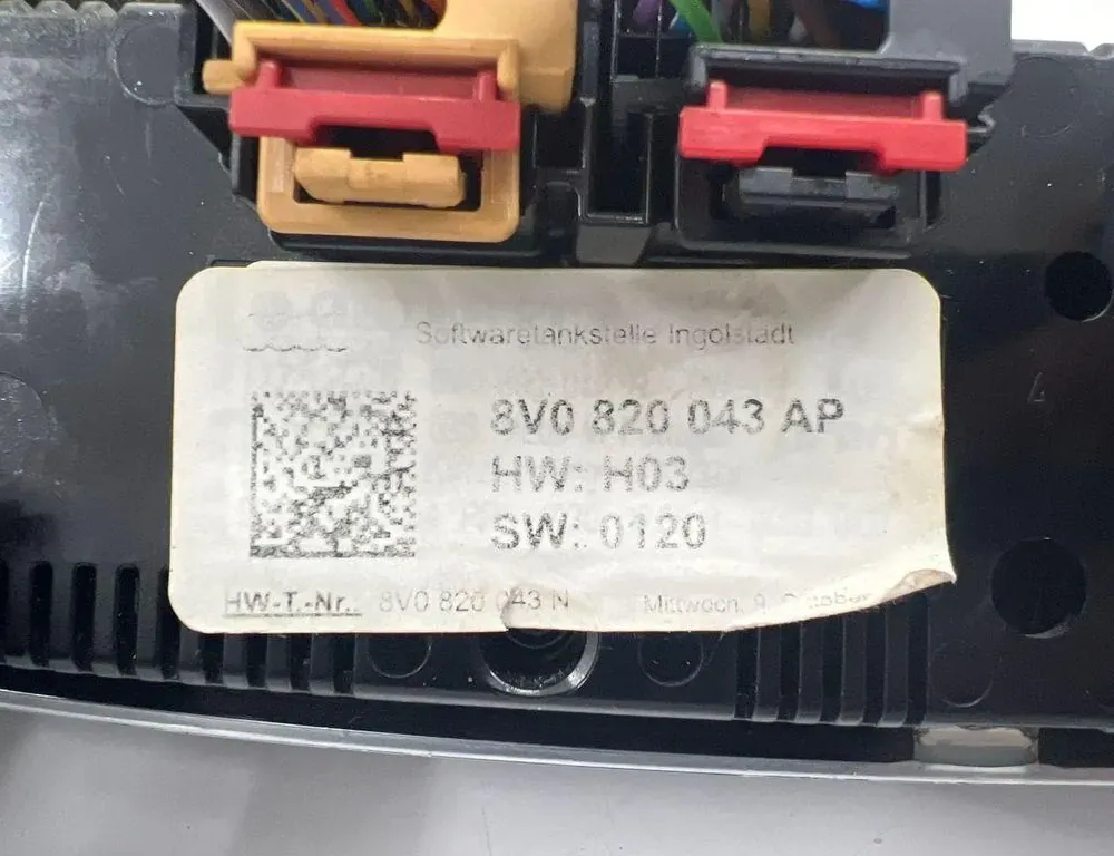 AUDI A3 8V (2012-2020) Iné riadiace jednotky 8V0820043AP 33194714