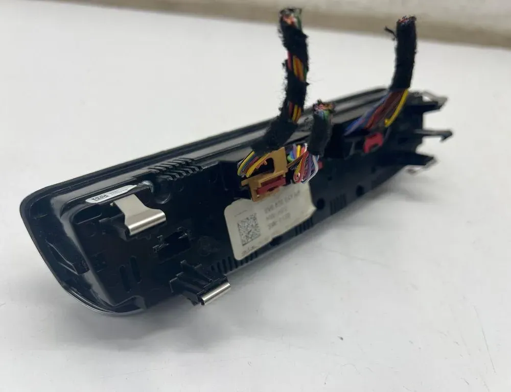 AUDI A3 8V (2012-2020) Iné riadiace jednotky 8V0820043AP 33194714