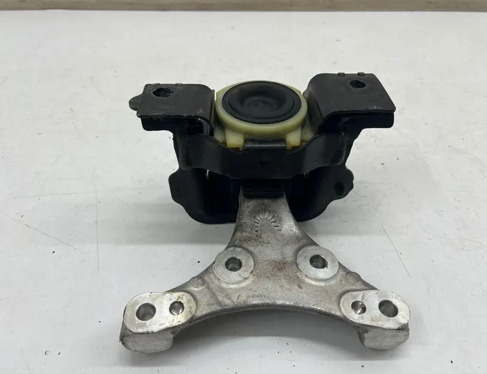 OPEL Crossland X 1 generation (2017-2023) Front engine mount 9678252080 33491934
