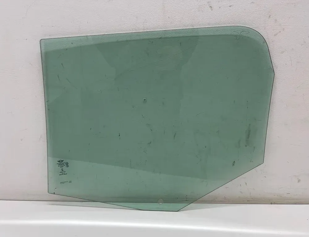 MINI Countryman 2 generation (F60) (2016-2024) Стекло задней праой двери 43R007951,DOT24M19AS2 33802874