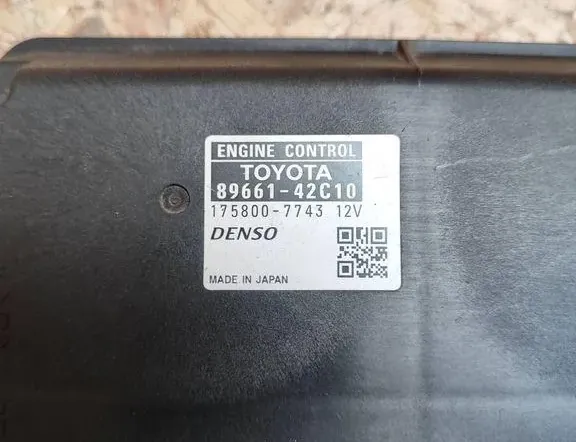 TOYOTA RAV4 5 generation (XA50) (2018-2024) Блок управления двигателем 8966142C10 33171017