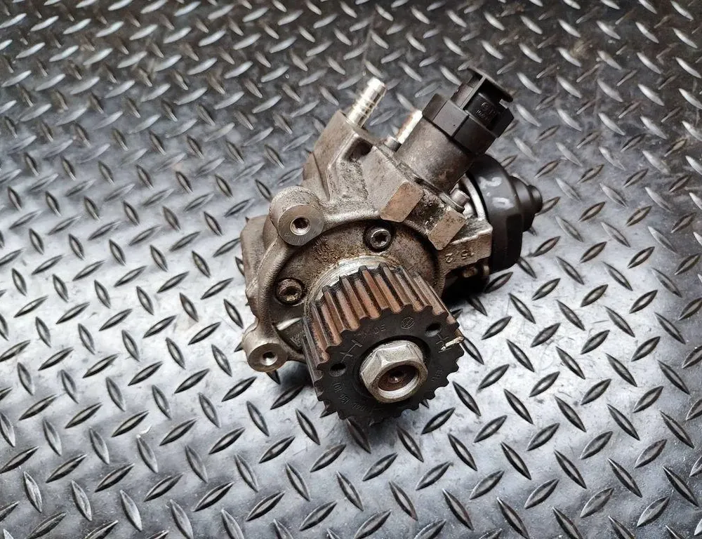 SKODA Superb 1 generation (2001-2008) Súprava palivových vstrekovačov 04l130277ac 33171405