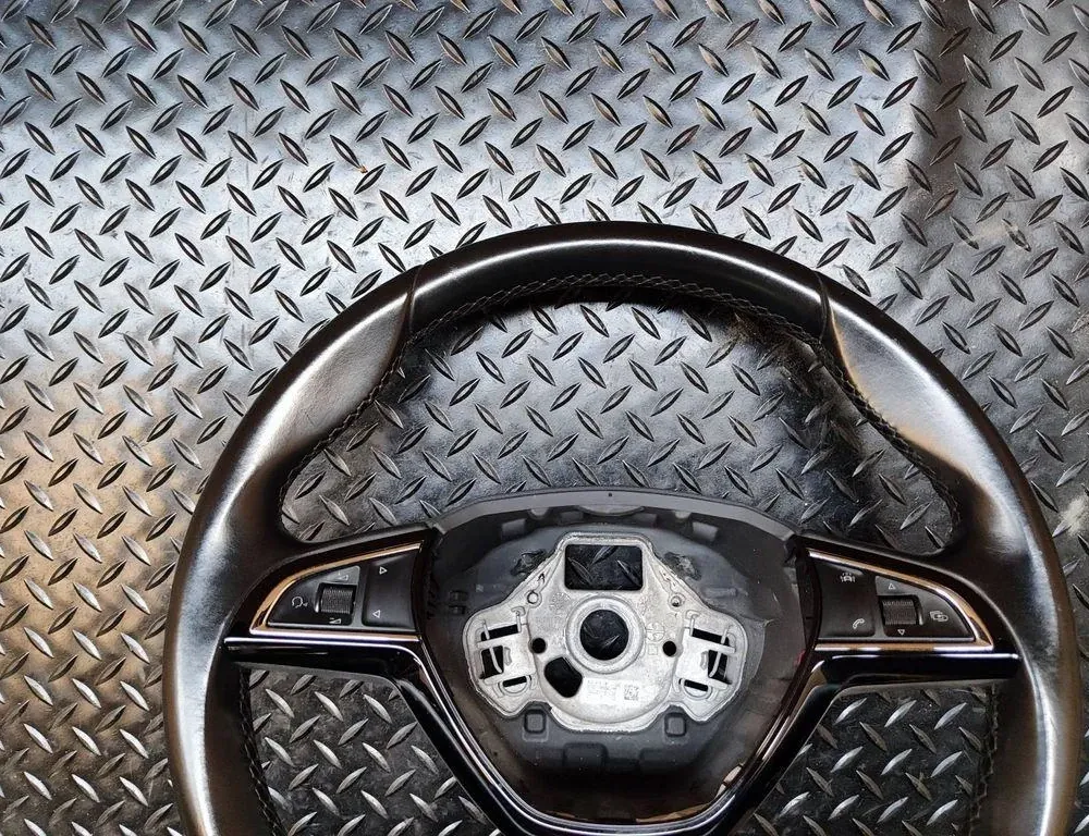 SKODA Superb 1 generation (2001-2008) Volant 3V0419091L 33171409