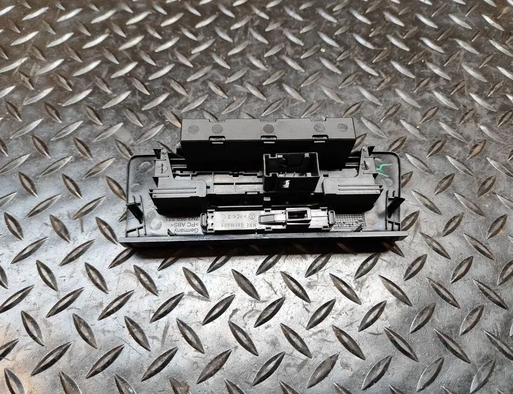 SEAT Alhambra 2 generation (2010-2021) Переключатель кнопок 7N2927132H 33171436