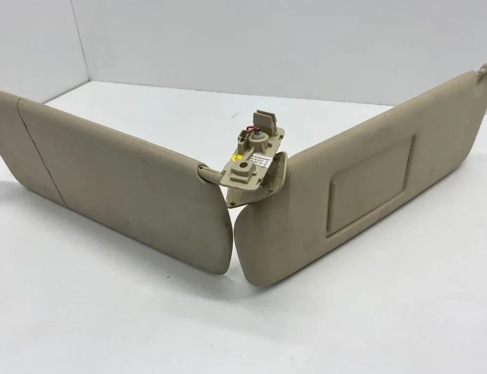 VOLKSWAGEN Touareg 2 generation (2010-2018) Left Side Sun Visor 7P6857551M 33175002