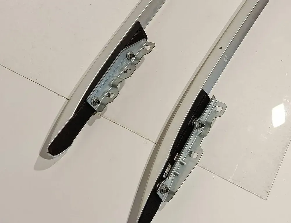 VOLKSWAGEN Touareg 2 generation (2010-2018) Ручка крыши задняя левая 7P6860043B 33175124