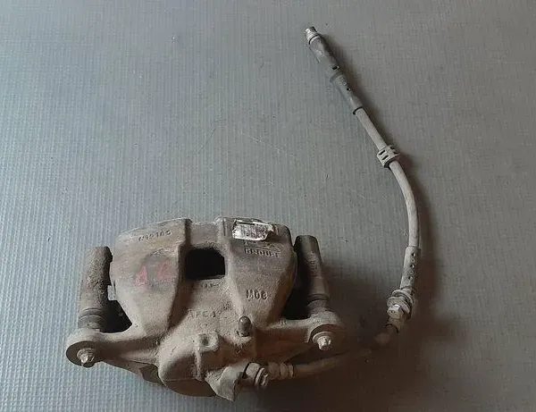 PEUGEOT 208 2 generation (2019-2023) Pravý predný strmeň brzdy 9836308080 33214136