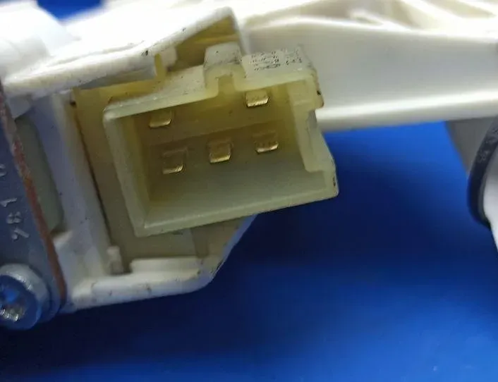 MERCEDES-BENZ C-Class W204/S204/C204 (2004-2015) Rear Left Door Window Control Motor 961111100,0710,A2048200642 21203998