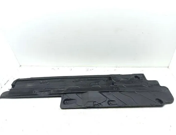 MERCEDES-BENZ C-Class W204/S204/C204 (2004-2015) Right Side Underbody Cover A2046804308,A2046807808 21219622