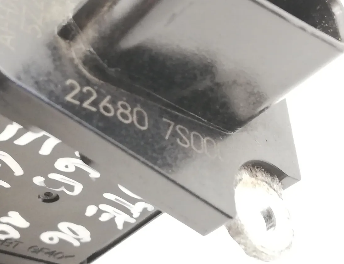 NISSAN Note 1 generation (2005-2014) Senzor hmotnostného prietoku vzduchu MAF 22680-7S000 11349814