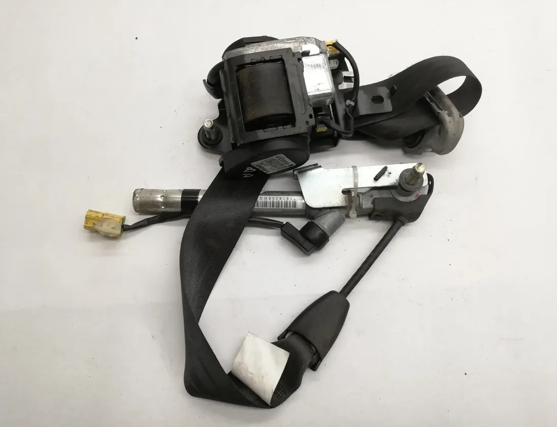 HONDA CR-V 3 generation (2006-2012) Front Right Seatbelt 608200000A 21247737