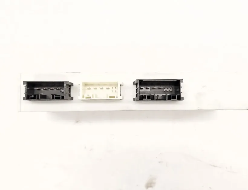 BMW 3 Series F30/F31 (2011-2020) Ovládacia jednotka krytu batožinového priestoru 7388490 31790808