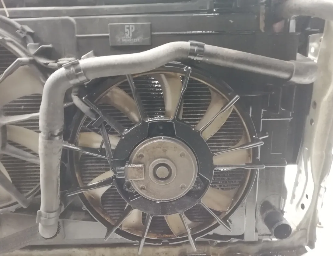 TOYOTA Prius 3 generation (XW30) (2009-2015) Система охлаждения 100222-1377 33439719