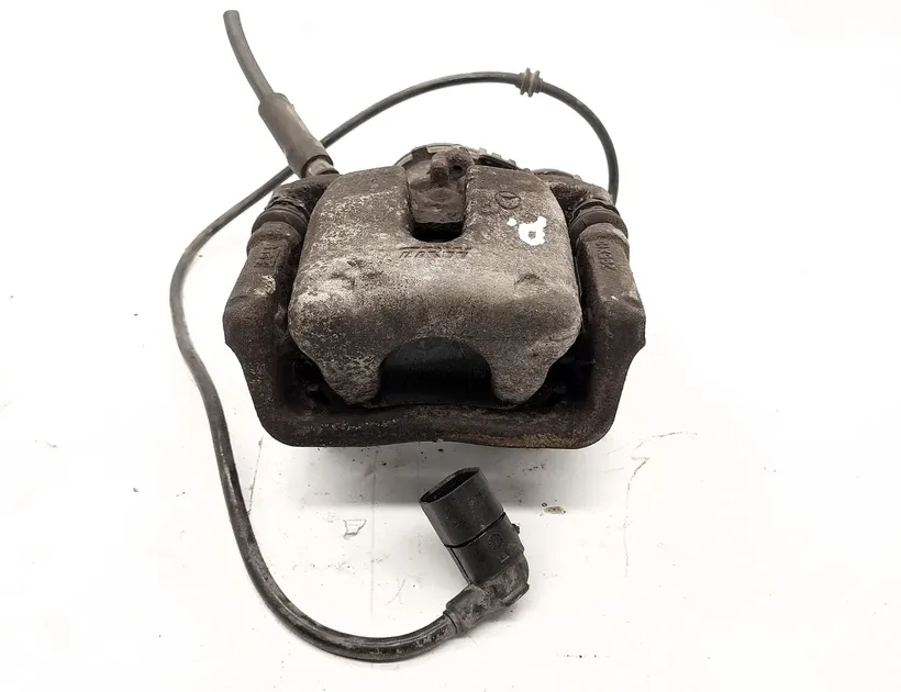 MERCEDES-BENZ GLA-Class X156 (2013-2020) задний правый суппорт 34496118