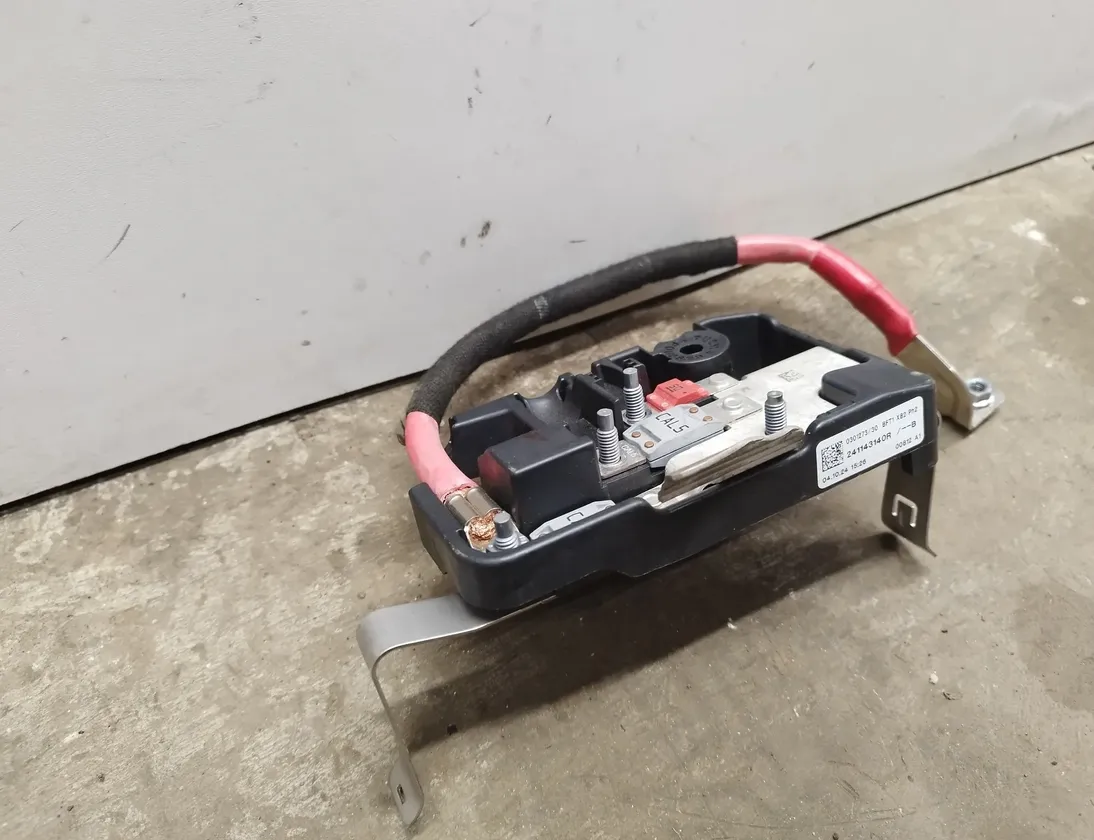 RENAULT Trafic 3 generation (2014-2023) Positive Battery Cable 241143140R 34278307