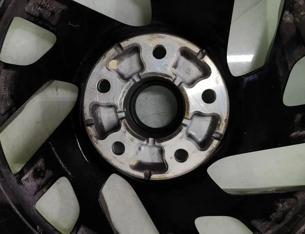 KIA XCeed 1 generation (2019-2024) Pravý zadný prahový lišta 540606 33231043