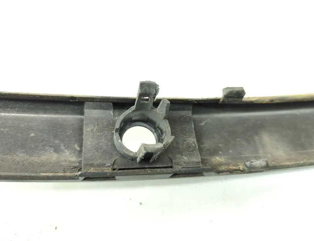 BMW 1 Series E81/E82/E87/E88 (2004-2013) Молдинг бампера передний левый 7182371 33231776