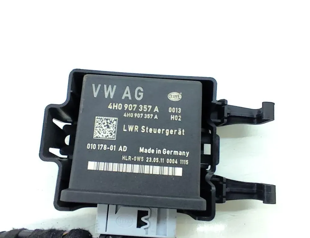 AUDI A6 C8/4K (2018-2024) Ovládacia jednotka svetlometov 33232510