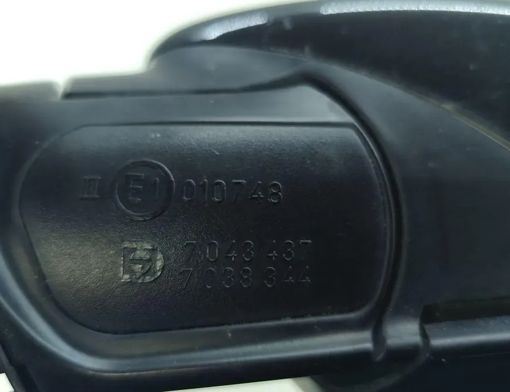 BMW 5 Series E60/E61 (2003-2010) Ľavé krídlové zrkadlo 7043437 33232741