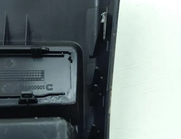 BMW X3 F25 (2010-2017) Бардачок 9184479 33399943