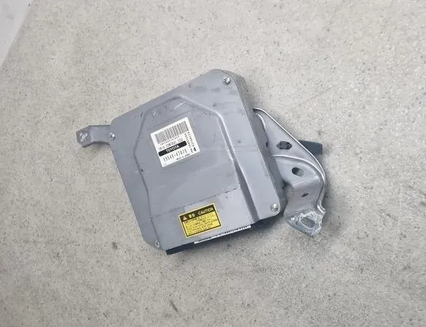 TOYOTA Prius 2 generation (XW20) (2003-2011) Блок управления ABS 8954047070 34255499