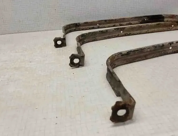 VOLKSWAGEN Transporter T5 (2003-2015) Držiak nádrže na palivo 7H0201654C,7H0201653C,7H0201651C 32556914