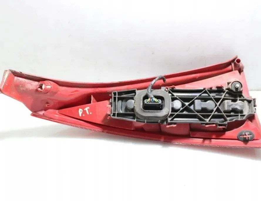 CITROËN C3 2 generation (2009-2016) Фонарь задний левый 32890528