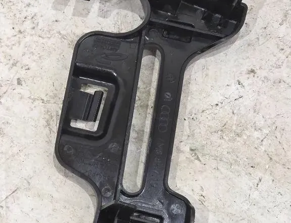 AUDI Q8 4M (2018-2024) Ostatné vnútorné časti 4M8867192 34138391