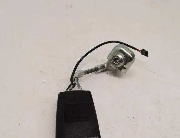 BMW 5 Series F10/F11 (2009-2017) Zadný stredný sedadlový pracka 7243274 33176460