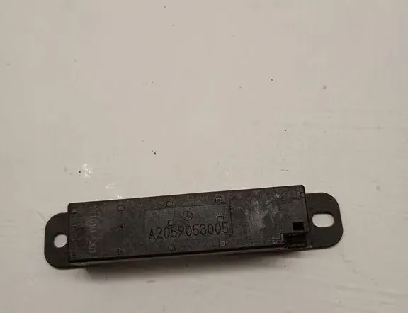 MERCEDES-BENZ S-Class W222/C217/A217 (2013-2020) Антенна бесключевого доступа A2059053005 33187678