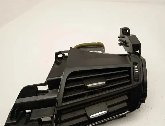 BMW X5 F15 (2013-2018) Dashboard Air Vents 9270517 33192543