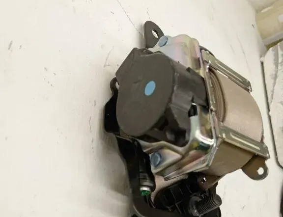 BMW X5 F15 (2013-2018) Ремень безопасности задний левый 635230200 33192588