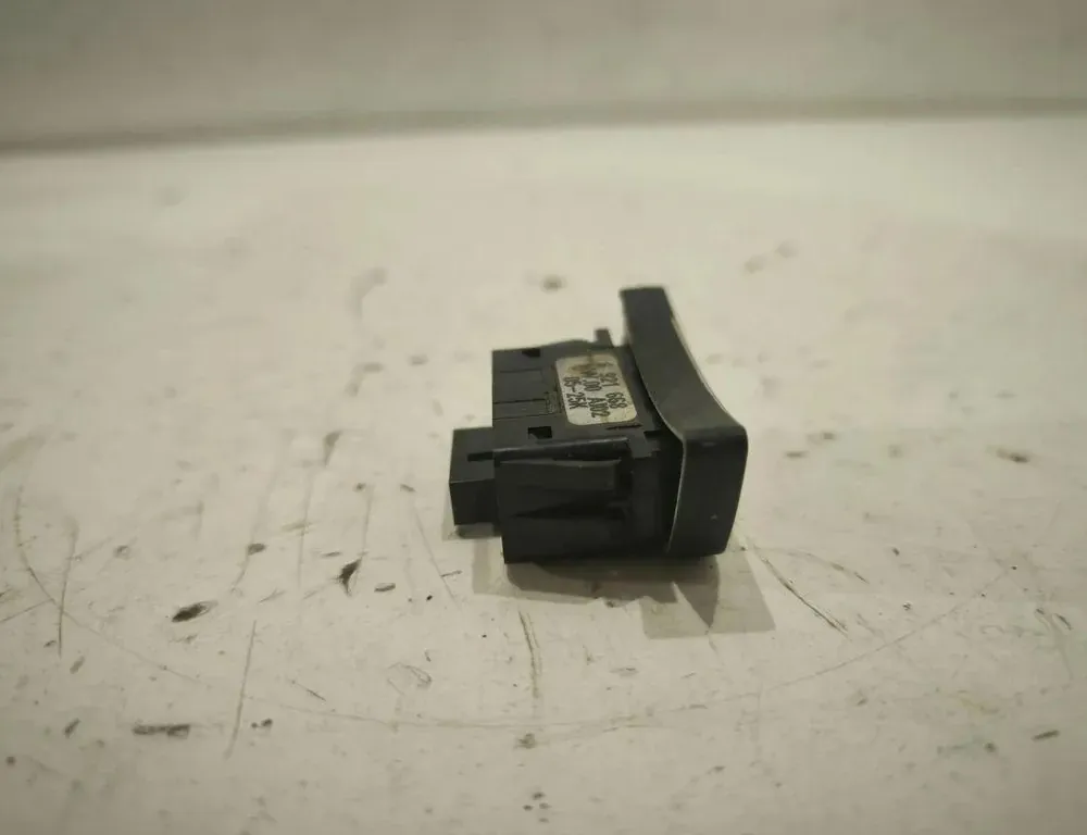 BMW 6 Series E63/E64 (2003-2010) Vypínače 6921668 33202420