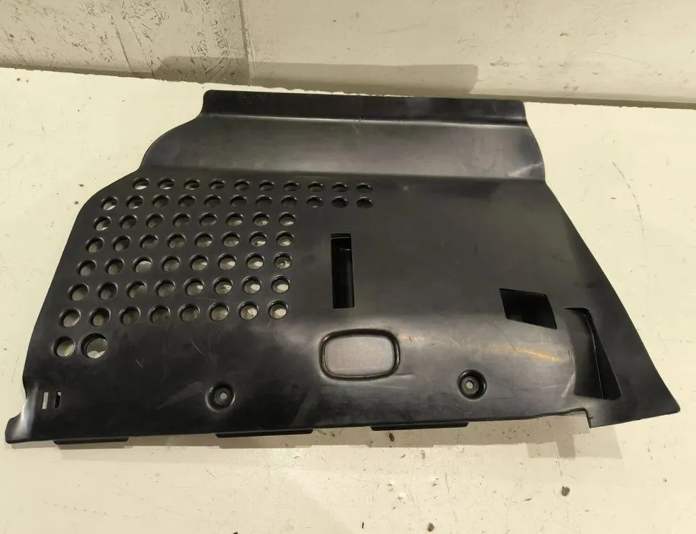 MERCEDES-BENZ E-Class W211/S211 (2002-2009) Nižšie lemovanie panela 2116800839 33203645