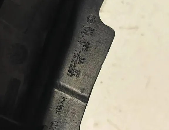 MERCEDES-BENZ E-Class W211/S211 (2002-2009) Rukavice Box 2116802487 33203653