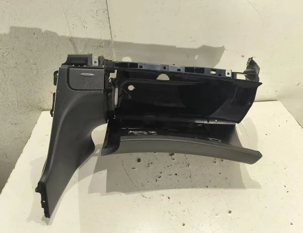 MERCEDES-BENZ E-Class W211/S211 (2002-2009) Rukavice Box 2116802487 33203653