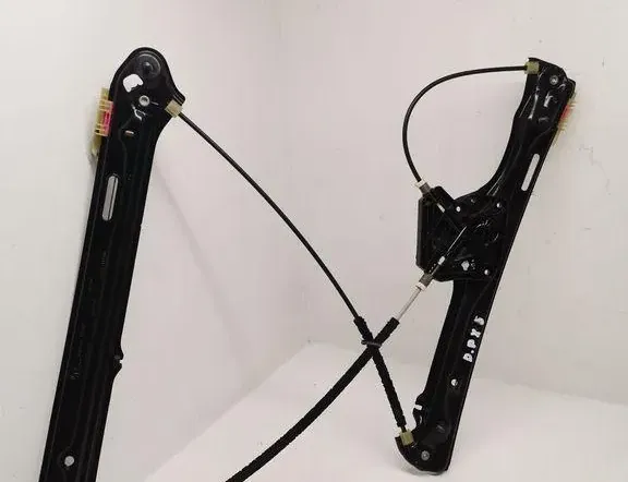 BMW X6 F16 (2014-2020) Front Right Door Window Regulator 7292904 34140141
