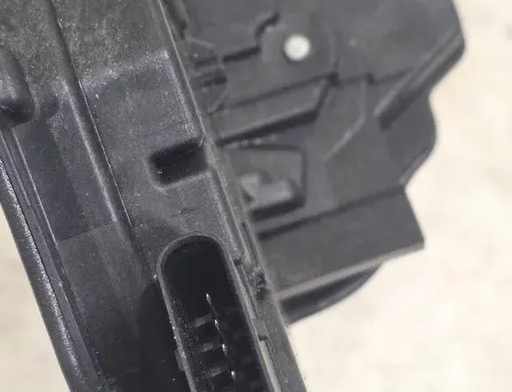 BMW 5 Series G60 (2023-2024) Zámok pravých zadných dverí 5A160D2,18283810,HT5122 34138658