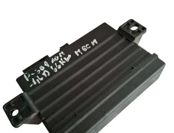 PEUGEOT 308 3 generation (2021-2023) PDC jednotka na kontrolu vzdialenosti pri parkovaní 9663821680 33247728