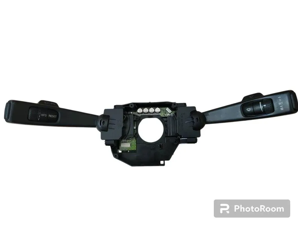 VOLVO S40 2 generation (2004-2012) Подрулевой переключатель 30773144 33247958