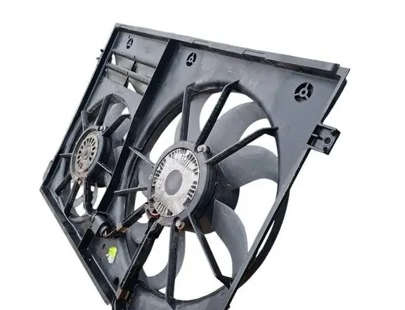 VOLKSWAGEN Golf 8 generation (2019-2023) Engine Cooling Fan Radiator 1K0121207BC 33404092