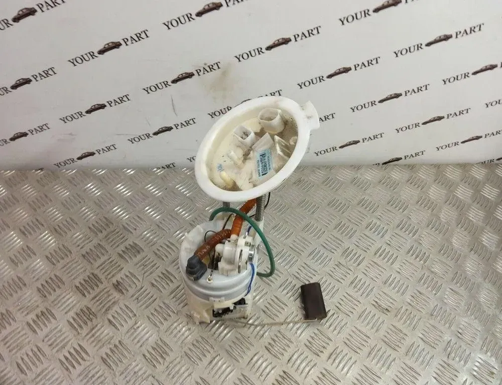 BMW X3 F25 (2010-2017) Топливный насос 7293756 30987398