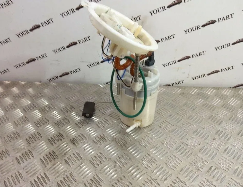 BMW X3 F25 (2010-2017) Топливный насос 7293756 30987398